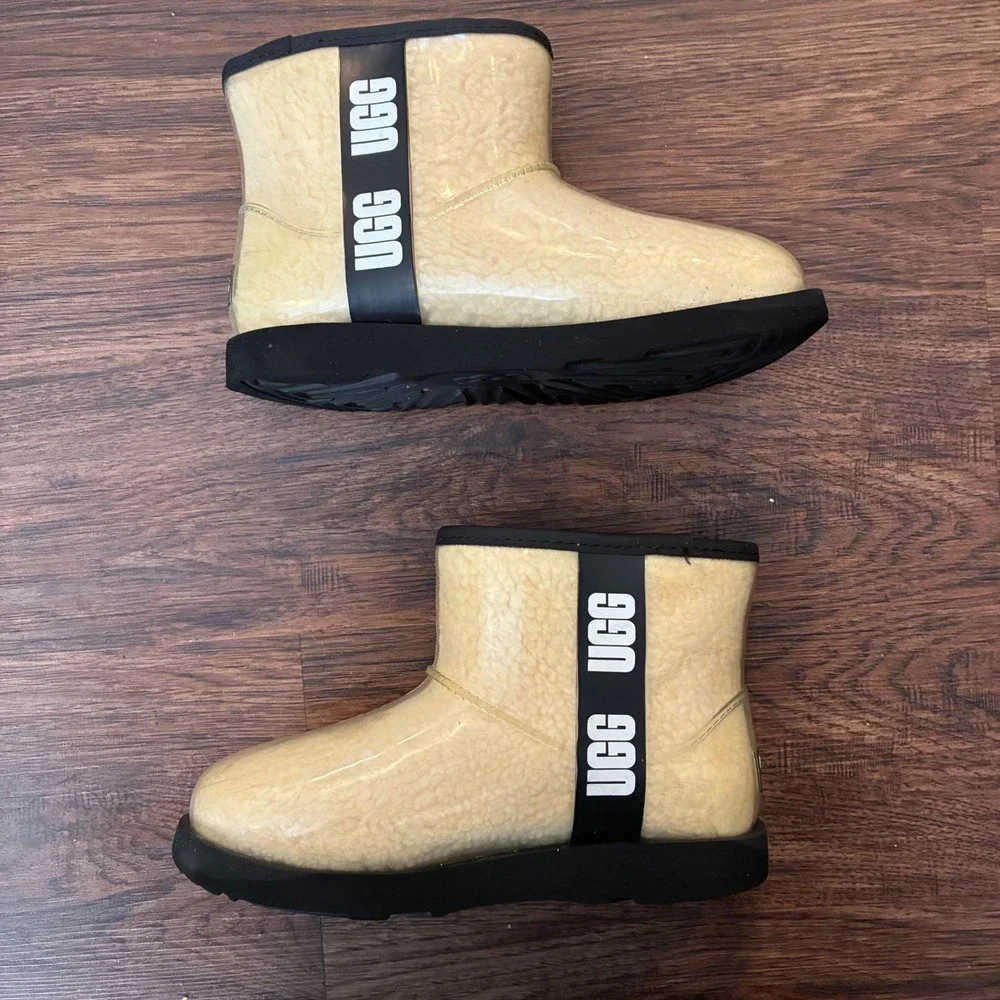 UGG Classic Clear Mini Waterproof Boots‎ Natural Black Women's US 5 EU 35